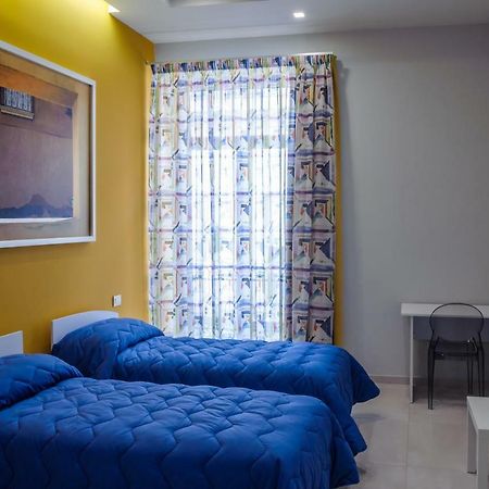 Bocca Di Bacco Bed & Breakfast Cimitile Bagian luar foto