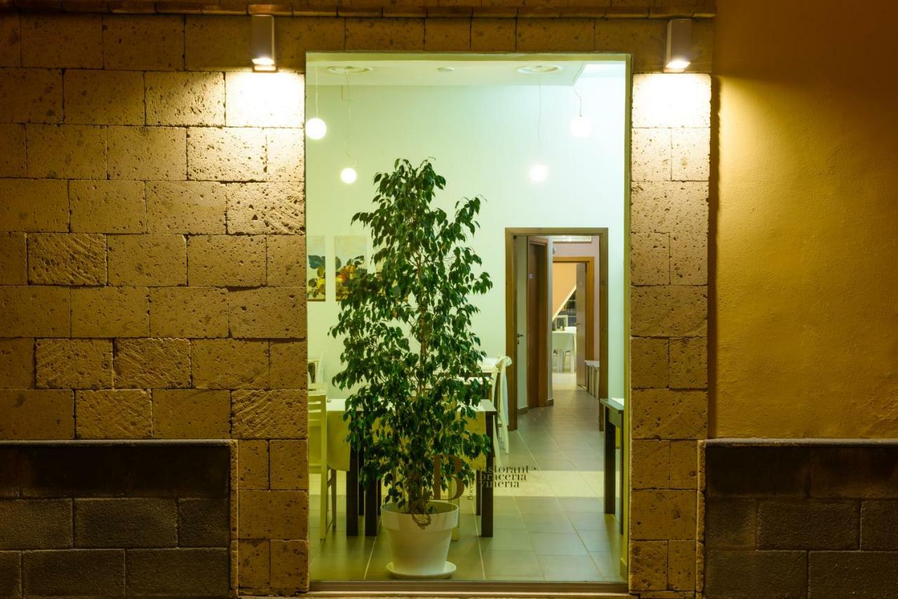 Bocca Di Bacco Bed & Breakfast Cimitile Bagian luar foto
