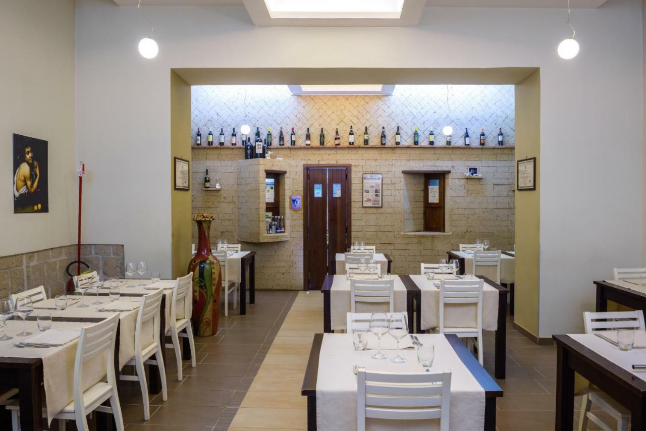 Bocca Di Bacco Bed & Breakfast Cimitile Bagian luar foto