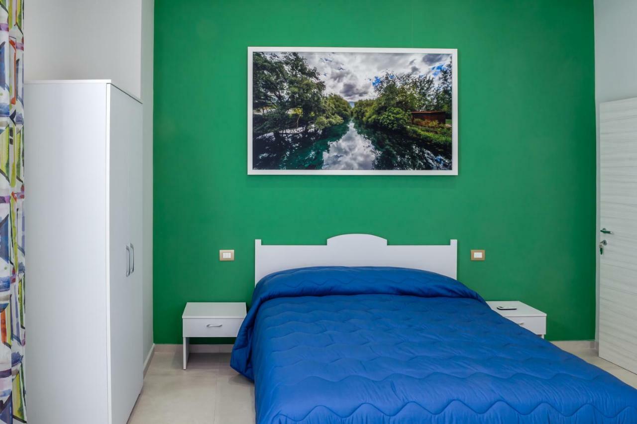 Bocca Di Bacco Bed & Breakfast Cimitile Bagian luar foto